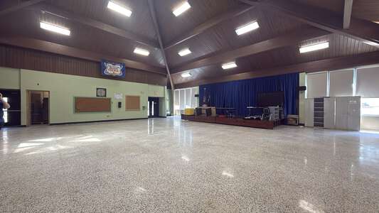 Clancy/Maggiore Elementary School for the Arts Cafeteria in Kenner 3