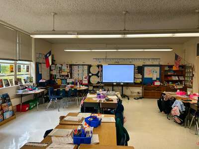 MH Moore Elementary School Classroom Standard in Fort Worth
