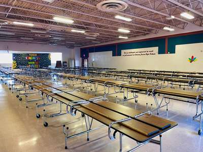 Johnson - Walter Junior High School Academy of International Studies Cafeteria in Las Vegas 2