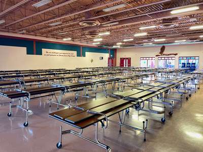 Johnson - Walter Junior High School Academy of International Studies Cafeteria in Las Vegas 3