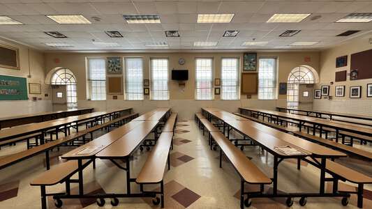 Cafeteria (3 hr min)