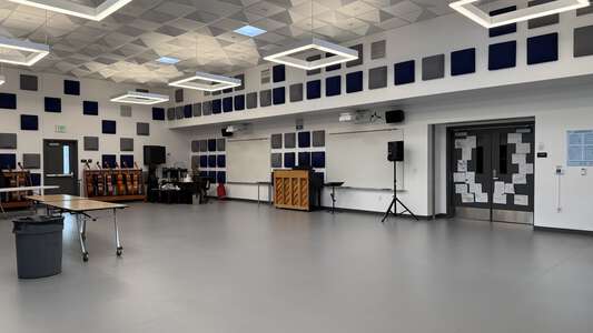 South Lake Middle School Music Room in Irvine