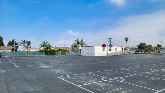 Adams Elementary School Outdoor Basketball Courts/Blacktop in Torrance