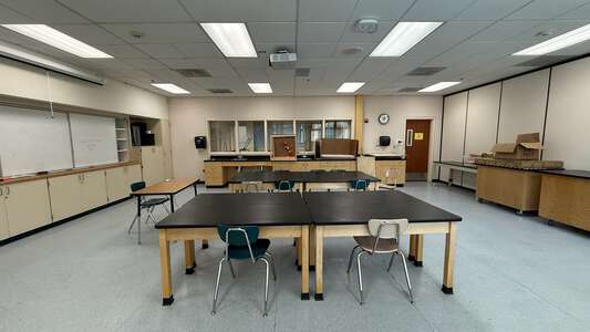 Carmel Valley Middle School Classroom Standard in San Diego