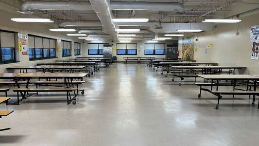 Drake - John B Drake Elementary School Cafeteria in Chicago 5