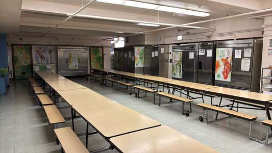 Hamline - John H Hamline Elementary School Cafeteria in Chicago 3