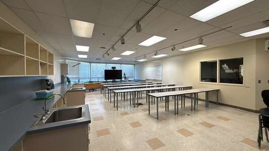 Stephens Middle School Classroom Standard in Salem 2
