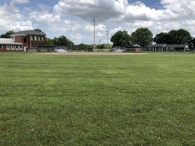 Oakland Elementary School Field - Baseball in Oakland