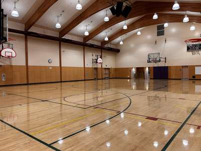 Boones Ferry Primary School Fauna Gym in Wilsonville