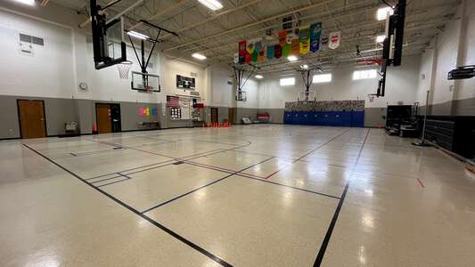 Cottonwood Creek Elementary School Gym - CCE in Coppell
