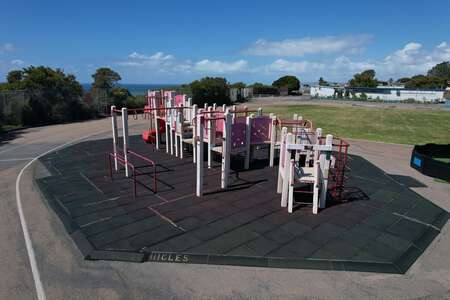Sunset View Elementary School Upper Playground – Kinder Lunch Arbor in San Diego