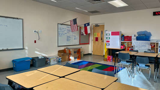 Van Zandt-Guinn Elementary School Classroom Standard in Fort Worth