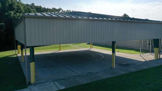 Seven Oaks Elementary School Outdoor Covered Area in Wesley Chapel 4