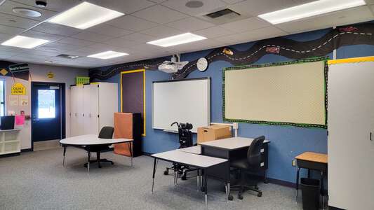 Temecula Luiseno Elementary School Classroom Standard in Temecula