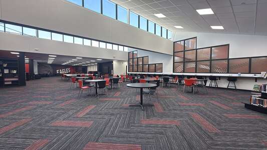 Del City High School Library in Del City 3