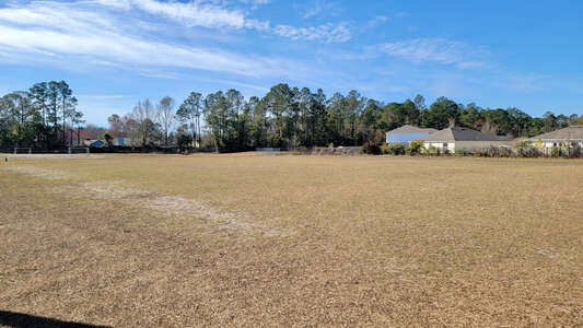 Coppergate School of the Arts Field - Practice in Middleburg