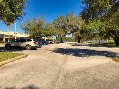 Leesburg Elementary Parking Lot in Leesburg