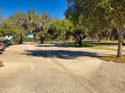 Leesburg Elementary Parking Lot in Leesburg