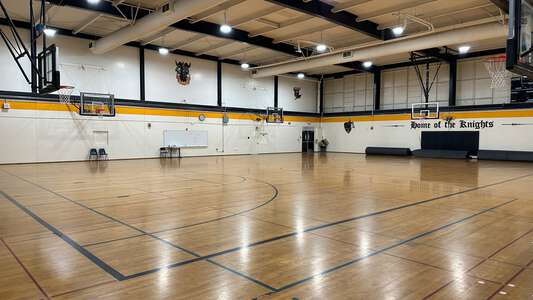 Rio Linda High School Gym - Auxiliary in Rio Linda