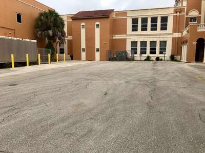 Bartow Elementary Academy School Parking Lot in Bartow