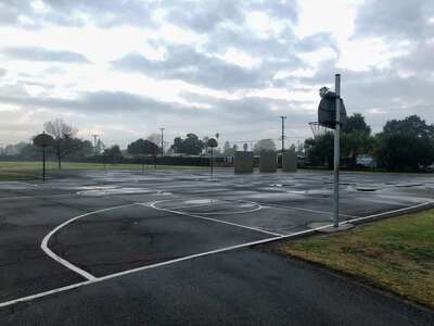 Evans Elementary School Outdoor Basketball Courts in Garden Grove