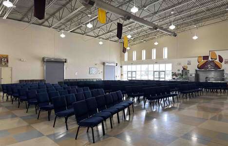East Valley Middle School Cafeteria in Nampa