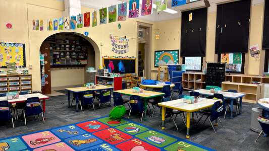 Riverside Leadership Magnet Elementary School Classroom Standard in Wichita 4