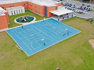 Engelwood Elementary School Outdoor Basketball Courts in Orlando