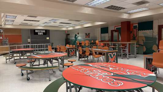 Cafeteria (3 hr min)