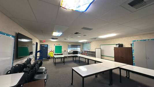 Columbia Elementary School Classroom Standard in Perris 5