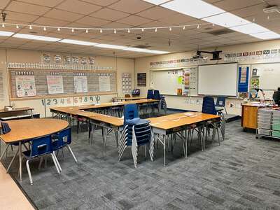 Gray - R. Guild Elementary School Classroom Standard in Las Vegas
