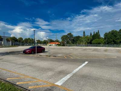Caminiti ESE (4562) Parking Lot in Tampa