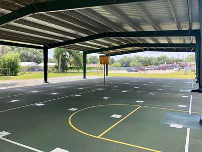 Floral Avenue Elementary School Outdoor Basketball Courts in Bartow