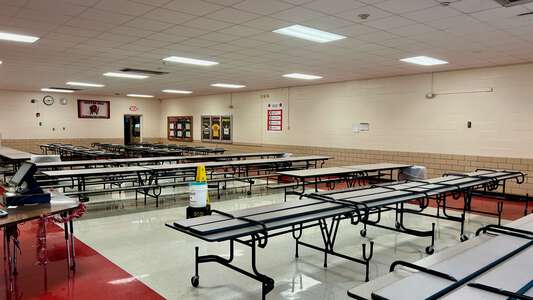 Burton Hill Elementary School Cafeteria in Fort Worth