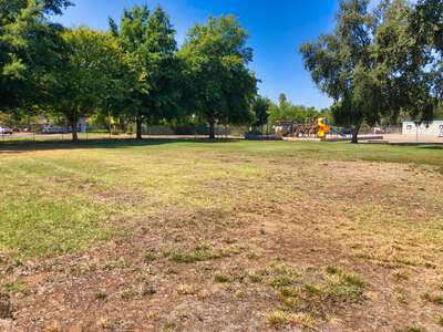 O.W. Erlewine Elementary School Field - Practice West in Sacramento