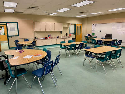 Oakshire Elementary School Classroom Standard in Orlando 2