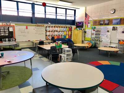 Biola-Pershing Elementary School Classroom Standard in Fresno