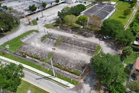 Coral Springs Elementary School Parking Lot - Staff in Coral Springs