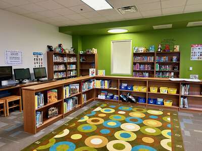 George W. Truett Elementary School Library in Dallas