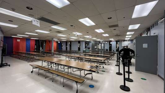 Lake Dolloff Elementary School Cafeteria in Auburn