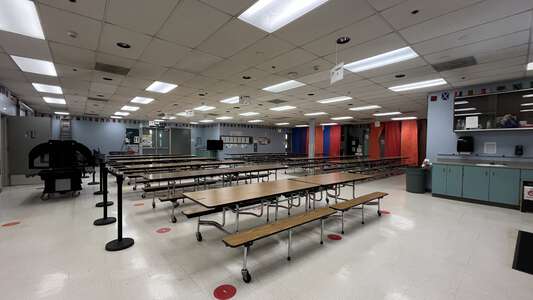 Lake Dolloff Elementary School Cafeteria in Auburn
