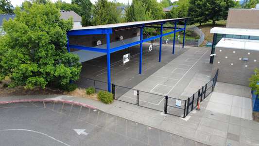 Stoller Middle School Outdoor Covered Area in Portland 1