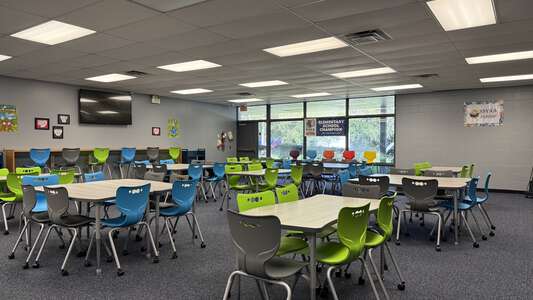 Moon Lake Elementary School Library in New Port Richey 3