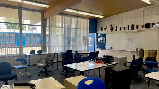 Monte Vista School Classroom Standard in Simi Valley