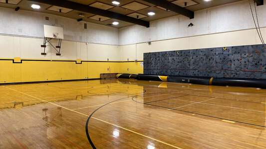 Andrew P. Hill High School Gym - Small in San Jose 4