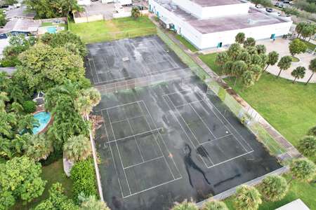 New River Middle School Tennis Courts in Fort Lauderdale