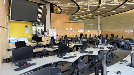 Laney College Computer Lab in Oakland