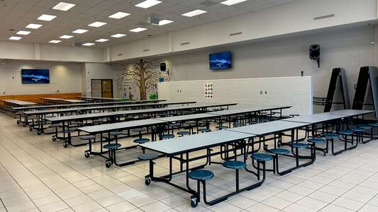 Patrick Elementary School Cafeteria in Bufiord