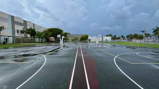 Country Club Middle School Outdoor Basketball Courts in Miami