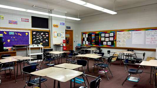 Curtis Middle School Classroom Standard in Wichita 3